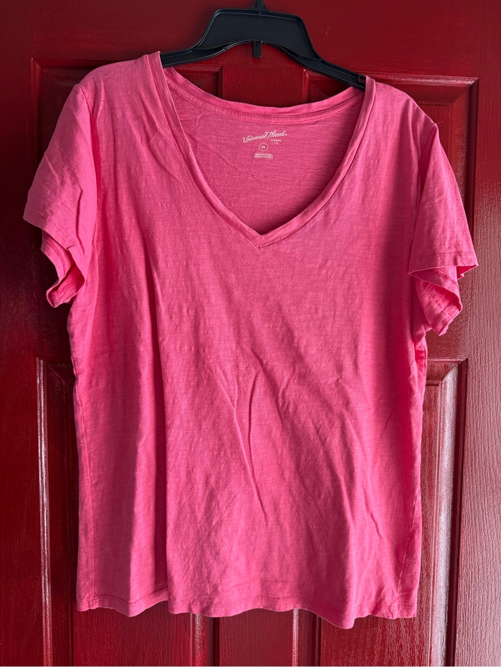 Universal Thread Pink V-Neck Short Sleeve Tee